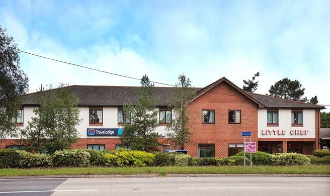 Travelodge Ringwood Exterior