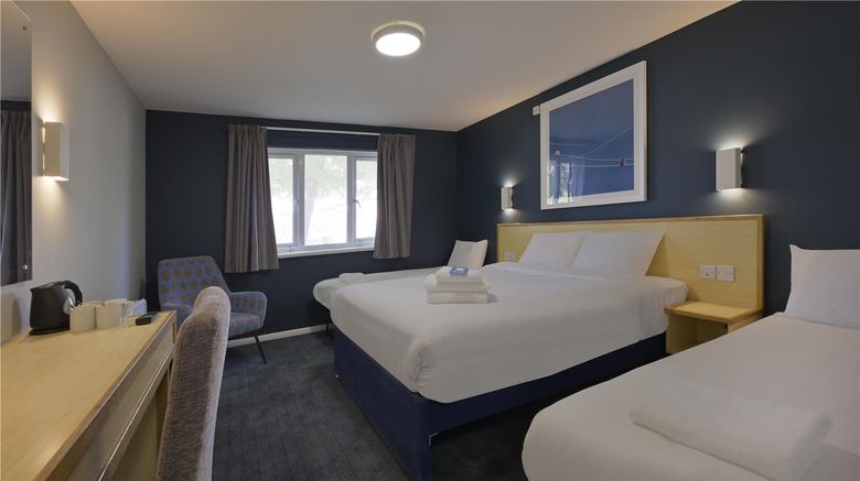 <b>Travelodge Rugby Dunchurch Room</b>. Images powered by <a href="https://iceportal.shijigroup.com/" title="IcePortal" target="_blank">IcePortal</a>.