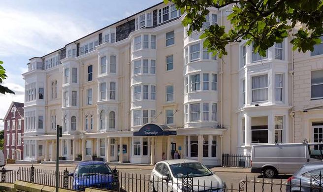 Travelodge Hotel St Nicholas Exterior