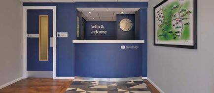 Travelodge Shrewsbury Bayston Hill Lobby