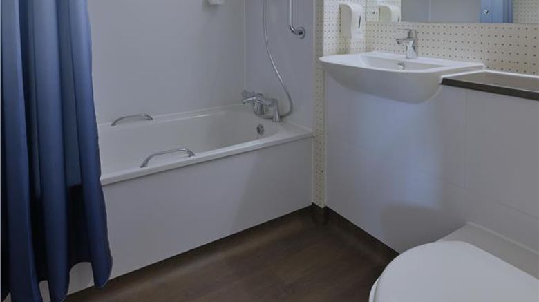 <b>Travelodge Shrewsbury Bayston Hill Room</b>. Images powered by <a href="https://iceportal.shijigroup.com/" title="IcePortal" target="_blank">IcePortal</a>.