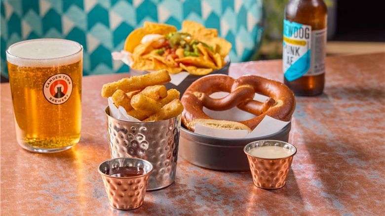 <b>Travelodge Slough Restaurant</b>. Images powered by <a href="https://iceportal.shijigroup.com/" title="IcePortal" target="_blank">IcePortal</a>.