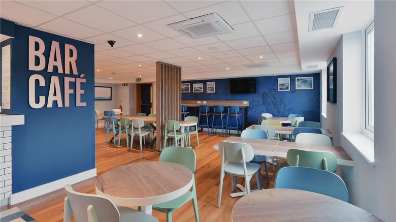 <b>Travelodge St Austell Hotel Restaurant</b>. Images powered by <a href="https://iceportal.shijigroup.com/" title="IcePortal" target="_blank">IcePortal</a>.