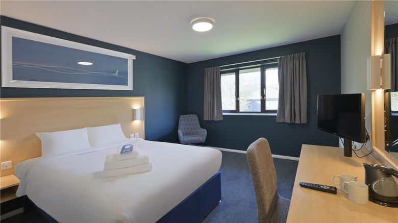 <b>Travelodge St. Clears Carmarthen Room</b>. Images powered by <a href="https://iceportal.shijigroup.com/" title="IcePortal" target="_blank">IcePortal</a>.