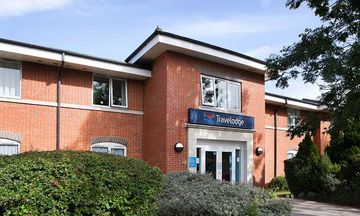 Travelodge Stonehouse