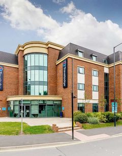 Travelodge Stratford Upon Avon Hotel