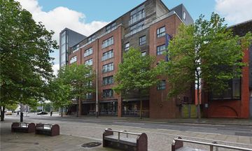Travelodge Swansea Central