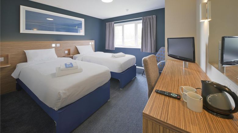 <b>Travelodge Swansea M4 Room</b>. Images powered by <a href="https://iceportal.shijigroup.com/" title="IcePortal" target="_blank">IcePortal</a>.