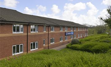 Travelodge Swansea M4