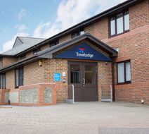 Travelodge Taunton Hotel Exterior