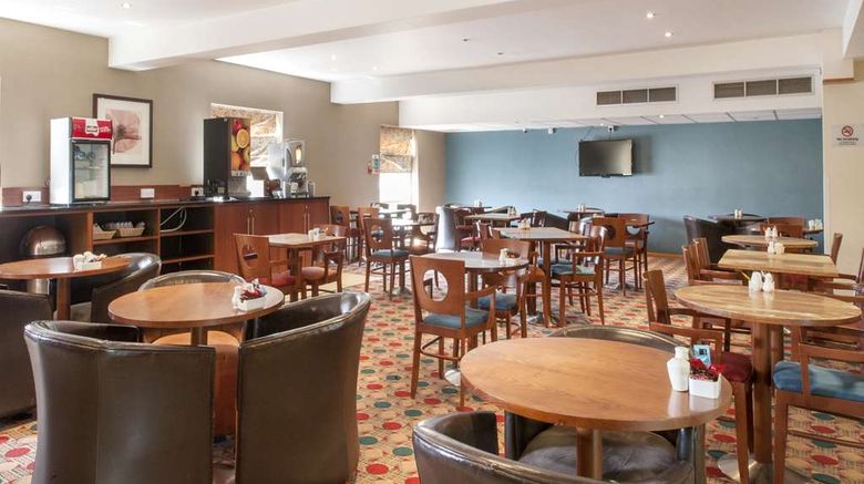 <b>Travelodge Tewkesbury Hotel Restaurant</b>. Images powered by <a href="https://iceportal.shijigroup.com/" title="IcePortal" target="_blank">IcePortal</a>.