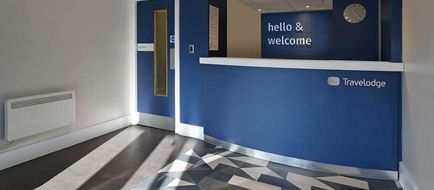 Travelodge Thame Lobby