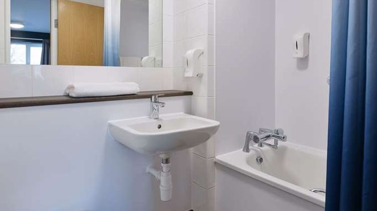 Travelodge Thame Room