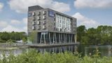 Travelodge Thurrock Lakeside Exterior