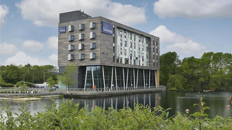 <b>Travelodge Thurrock Lakeside Exterior</b>. Images powered by <a href="https://iceportal.shijigroup.com/" title="IcePortal" target="_blank">IcePortal</a>.