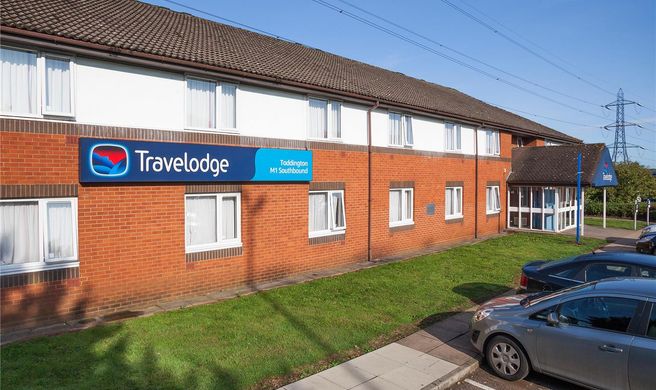 Travelodge-Toddington Exterior