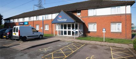Travelodge-Toddington Exterior