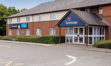 Travelodge Wakefield Woolley Edge North