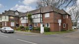 Travelodge Walton On Thames Exterior