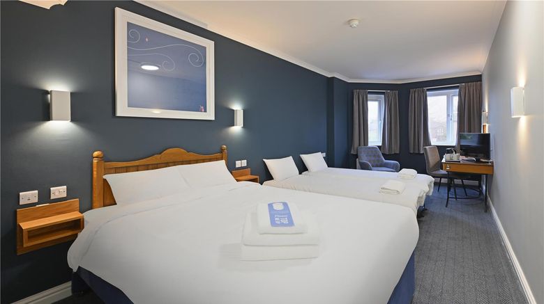<b>Travelodge Walton On Thames Room</b>. Images powered by <a href="https://iceportal.shijigroup.com/" title="IcePortal" target="_blank">IcePortal</a>.