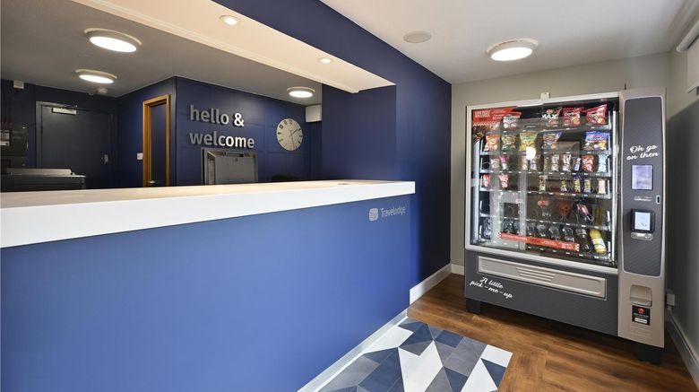 <b>Travelodge Warminster Hotel Lobby</b>. Images powered by <a href="https://iceportal.shijigroup.com/" title="IcePortal" target="_blank">IcePortal</a>.