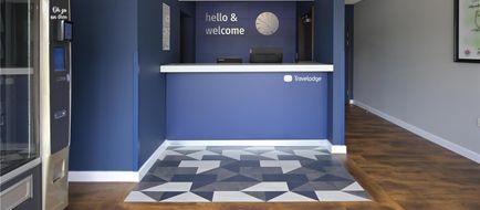 Travelodge Warrington Gemini Lobby