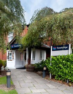 Travelodge Warrington Lowton