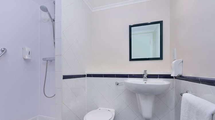 Travelodge Warrington Lowton Suite