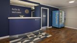 Travelodge Warrington Lowton Lobby
