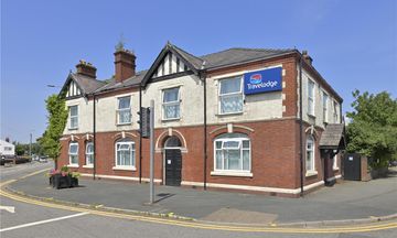 Travelodge Warrington Lowton