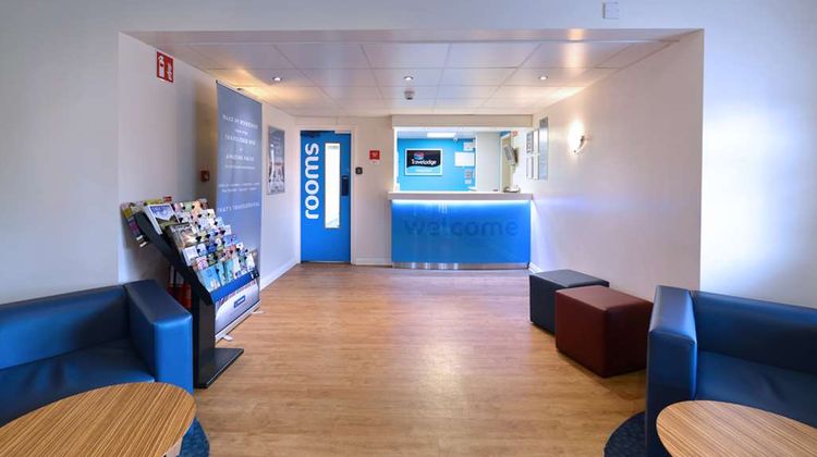 Travelodge Waterford Lobby