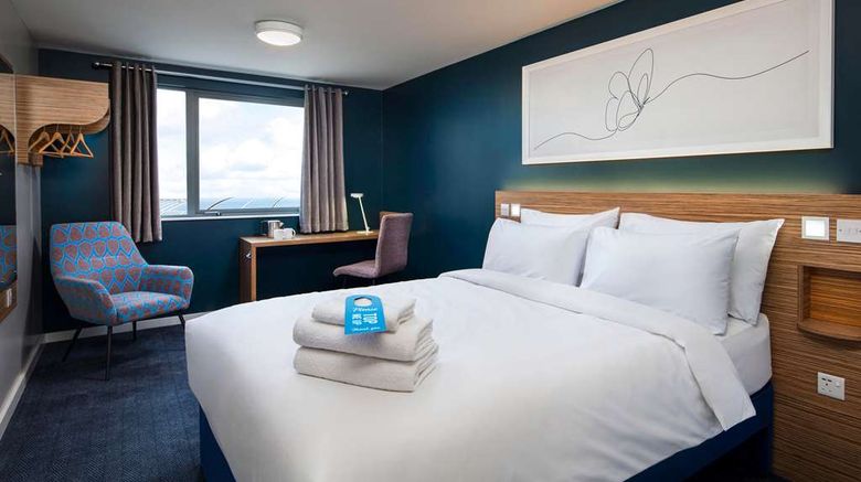 <b>Travelodge Weston-Super-Mare Room</b>. Images powered by <a href="https://iceportal.shijigroup.com/" title="IcePortal" target="_blank">IcePortal</a>.