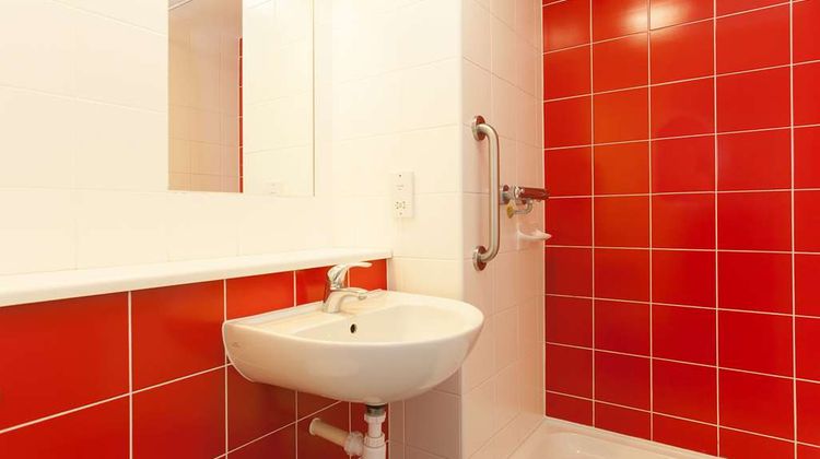 Travelodge Widnes Suite