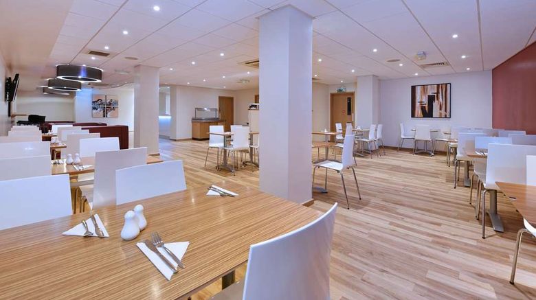 <b>Travelodge Worcester Restaurant</b>. Images powered by <a href="https://iceportal.shijigroup.com/" title="IcePortal" target="_blank">IcePortal</a>.