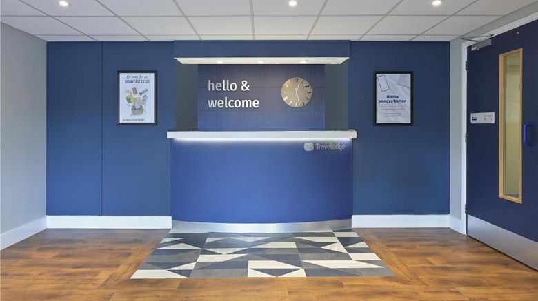 <b>Travelodge Yeovil Podimore Lobby</b>. Images powered by <a href="https://iceportal.shijigroup.com/" title="IcePortal" target="_blank">IcePortal</a>.