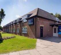 Travelodge York Hull Road Exterior