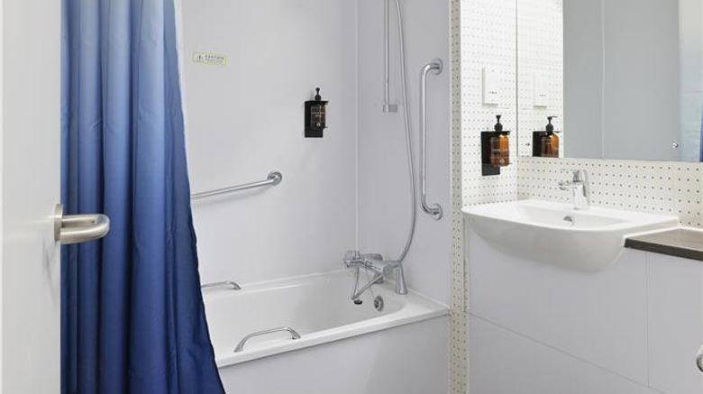 <b>Travelodge York Tadcaster Room</b>. Images powered by <a href="https://iceportal.shijigroup.com/" title="IcePortal" target="_blank">IcePortal</a>.