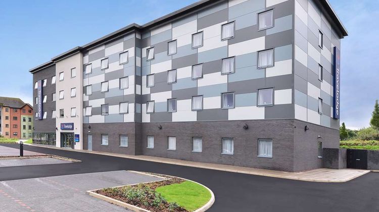 Travelodge Dudley Town Centre Exterior