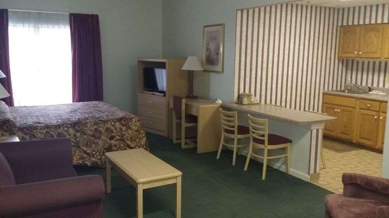 <b>Baymont by Wyndham Cookeville Room</b>. Images powered by <a href="https://iceportal.shijigroup.com/" title="IcePortal" target="_blank">IcePortal</a>.