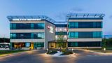 Best Western Plus Hotel Escapade Senlis Exterior