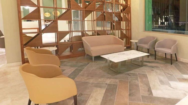 Wyndham Garden Monterrey Valle Real Lobby