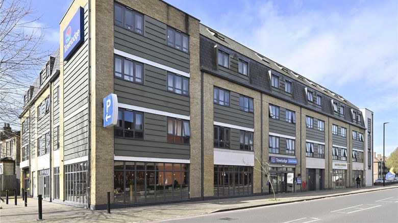 Travelodge London Bromley Exterior. Images powered by <a href="https://iceportal.shijigroup.com" target="_blank" rel="noopener">Ice Portal</a>.