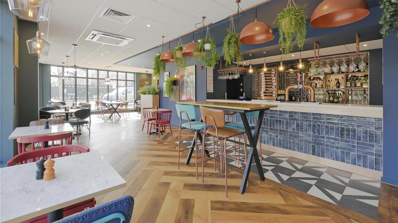 <b>Travelodge London Bromley Restaurant</b>. Images powered by <a href="https://iceportal.shijigroup.com/" title="IcePortal" target="_blank">IcePortal</a>.