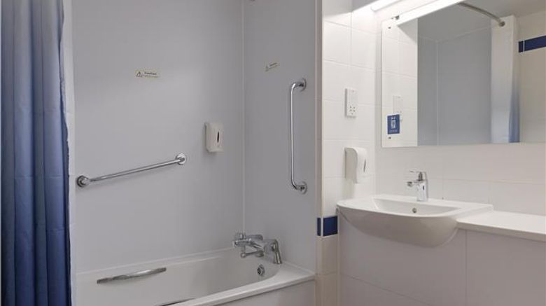 <b>Travelodge Staines Hotel Room</b>. Images powered by <a href="https://iceportal.shijigroup.com/" title="IcePortal" target="_blank">IcePortal</a>.