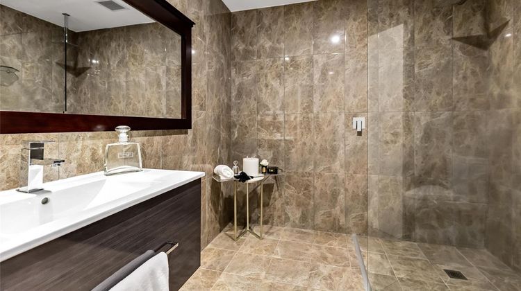 International Hotel Wagga Wagga Room
