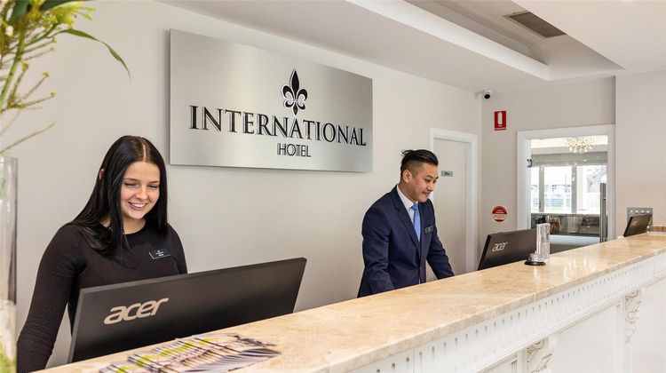International Hotel Wagga Wagga Lobby