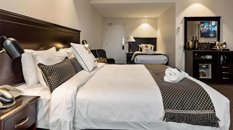 International Hotel Wagga Wagga Suite