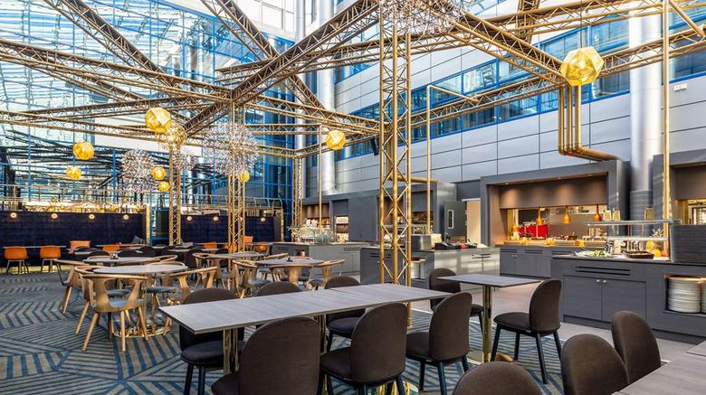 <b>Scandic Helsinki Airport Restaurant</b>. Images powered by <a href="https://iceportal.shijigroup.com/" title="IcePortal" target="_blank">IcePortal</a>.