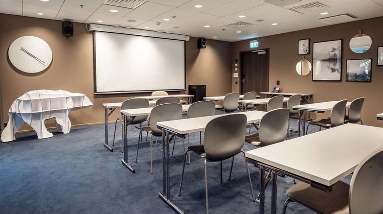 <b>Scandic Helsinki Airport Meeting</b>. Images powered by <a href="https://iceportal.shijigroup.com/" title="IcePortal" target="_blank">IcePortal</a>.