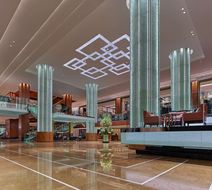 Grand Hyatt Manila Lobby